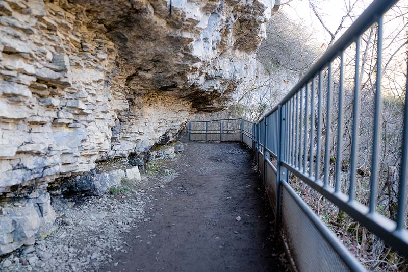 Sentier de randonnée vers la cascade d'Angon, Talloires-Montmin