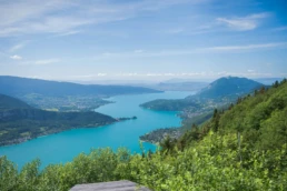 Vue panoramique au col de la forclaz, depart des delta plane