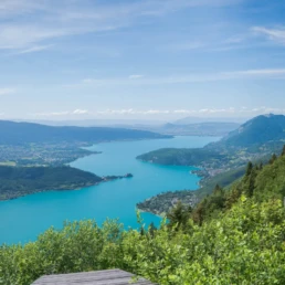 Vue panoramique au col de la forclaz, depart des delta plane