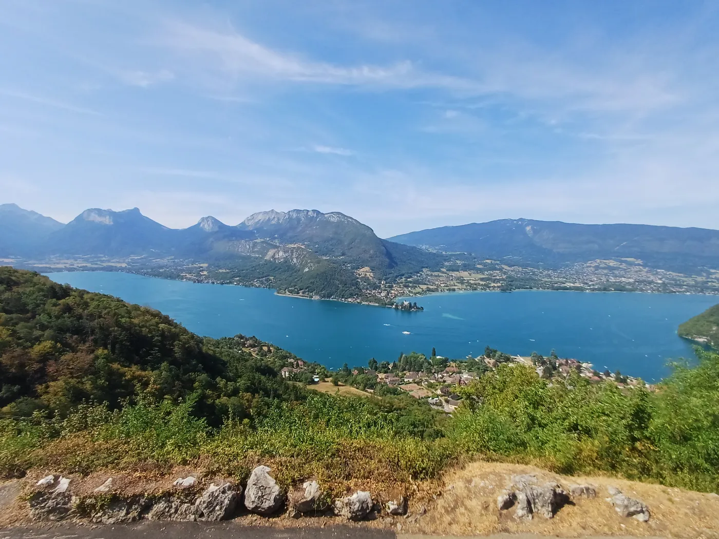 Lac d'Annecy, base de séjour à proximité des sites des Jeux Olympiques d'hiver 2030